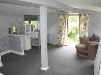 Pond View Cottage with Beautiful Views - Dog Friendly (Cosy and Tranquil) Các khách sạn ở Grimsby