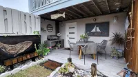 Luxury Modern European beachfront home with pool table and sauna in Tybee Island - 4 stjerner
