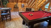 ✧ Majestic Cabin - KING bed - NO CLEANING FEE!