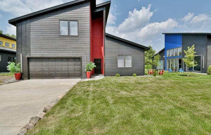Gorgeous Modern House Very Styled Famous Wayzata