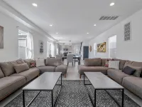Ocean Seabreeze Hotels in Long Beach
