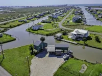 Perfect little Getaway for the fishers and beach goers! Hotels in Sargent