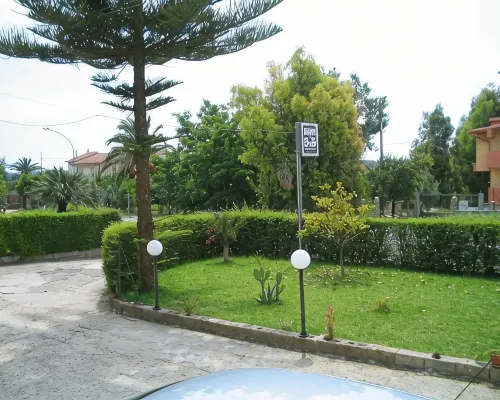 Bruno B&B Hotel a Cropani