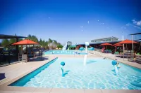 Ingenia Holidays Rivershore - Pools