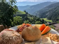 Eggerhof Mit Panorama Aussicht, Inklusive Verwöhnpension Und Joker Card