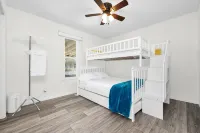 Home w/ Game Room, Boat Dock, Hot Tub on 2/3 Acre