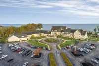 The Lodge at Geneva - parking