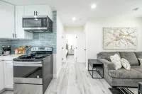 Cozy home 2bed near DTLA w/Parking