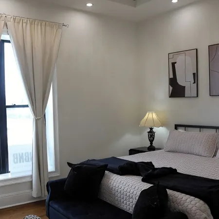 The Luxe High Roller! 2 bed apt in Metropolis near Harrah's Casino! Pet friendly
