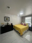 Charming 2-bedroom apartment in fantastic Bradenton with AC, WiFi - 방갈로