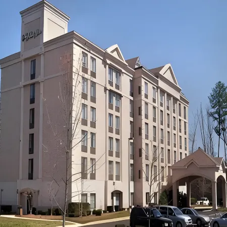Holiday Inn & Suites RALEIGH-CARY (I-40 @WALNUT ST) by IHG