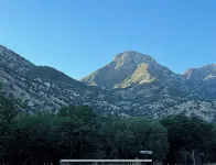 Soleil Luna – Luxury 2Br, 2BA Home 2 Miles from Sequoia NP”