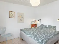 Summer House Near Beach and Forest with Large Garden Ξενοδοχεία στην πόλη Melby