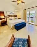 Wow the View! Sandy Bottoms, the largest waterfront 3 Bdrm Condo in Cowpet! - 4-Star