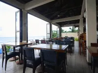 Kahuna Beach Resort and Spa