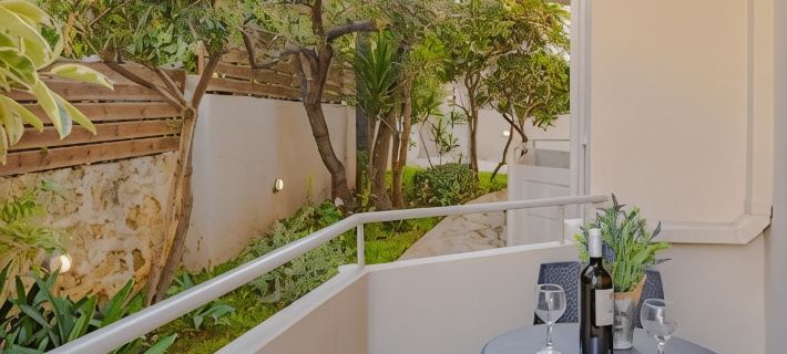 Saint Trope Studios Hotels in Galatas