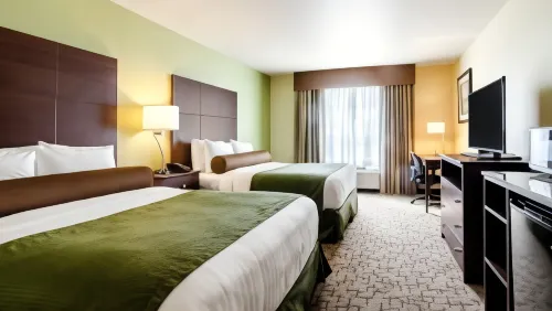Cobblestone Inn & Suites - Corry - Parkering