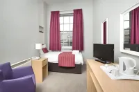 The Caledonian Hotel - parking
