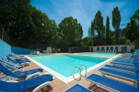 Hu Firenze Certosa Camping in Town - Ramah keluarga