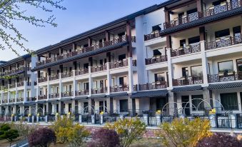 Dongquan Hot Spring Holiday Hotel