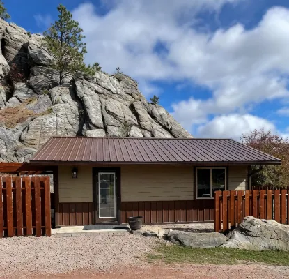 Paradise Land Cabin A