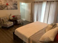 Vacation Home w/ HOT TUB, 2 MASTER BEDROOMS, HEATED POOL NEAR BEACHES! - Wifi