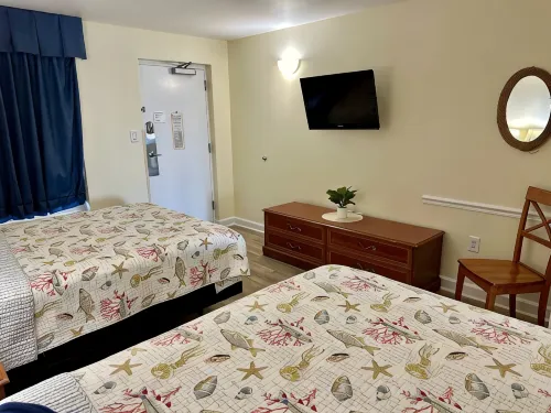 "Direct" Ocean Front 9th Floor Cozy Coastal Cottage Reasonable Rates - Jacuzzi