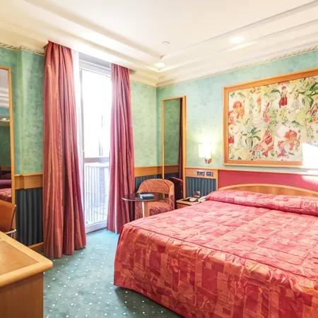 Brunelleschi Hotel Отели рядом с достопримечательностью «Универмаг La Rinascente»