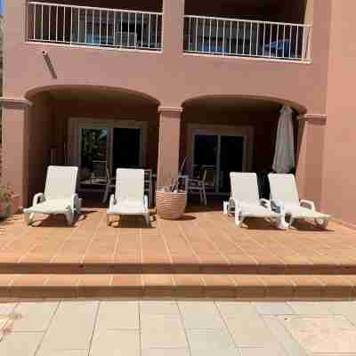 TripAdvisor Rated (70 Reviews), 100m from Beach, Wifi & All Sky Sports/Movies Others