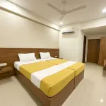 Stay Guru Hari Om Residency - Pet friendly
