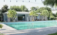 Habana Hotel Thai Nguyen - piscina