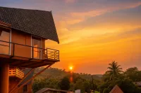 RUMOURSS SKY VILLA AND RESORTS - Romantic
