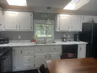 Cozy Cub Cabin 2 Sleeps 10 Full Linens Provided - 2-Star