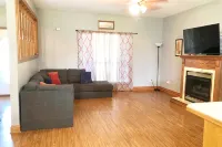 Newly Remodeled, Family Home, Near Interstate - 3-Star