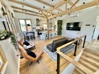 Bankers Loft w/ Washer, Dryer King Size Bed Beautiful Space for a Beautiful Stay - 3 tähden
