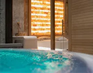 J44 Lifestyle Hotel Jesolo - vasca da bagno