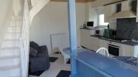 Holiday house in the village of CARANTEC - Homestays