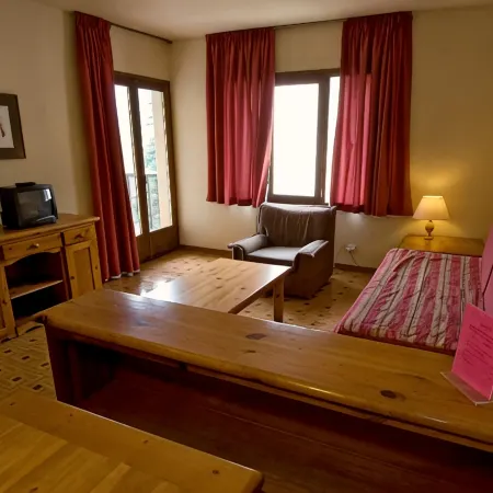 Apartamentos Pessets Adelaida