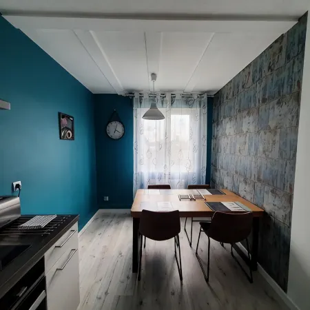 Superb 72m2 apartment in quiet, pleasant residence.