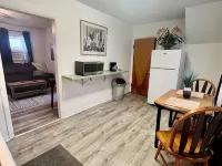 Cozy 1-bedroom flat in lovely Corning Hotels in Corning