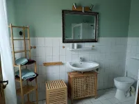Beautiful vacation apartment with large outdoor terrace near the dike Hotele w: Simonsberg