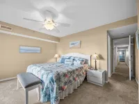 Ocean Front! Captains Quarters--2 bed 2 bath ocean front condo - balcony