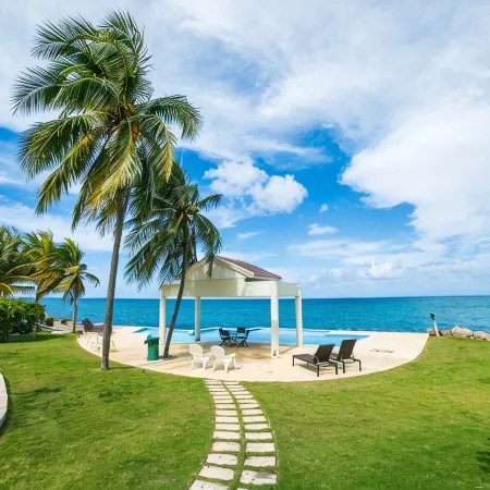 Ocean Front Luxury 2/2 in Whispering Seas