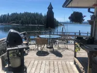 Unique and peaceful beach access getaway on Quadra Island. Outstanding view