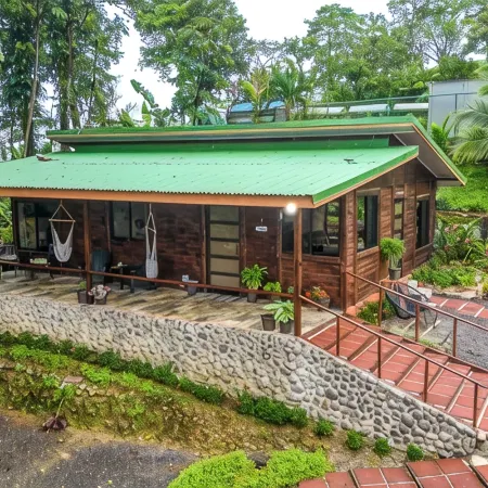 Pura Vidaville. Jungle Oasis w/AC, Fast WiFi & Private River Access-Tenorio Park