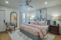 Experience Modern Elegance: Luxurious Tallahassee Condo with Premier Amenities - 4-Star