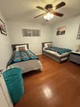 Comfortable 6 Br Home - Hot Tub + Boat Parking - Butik