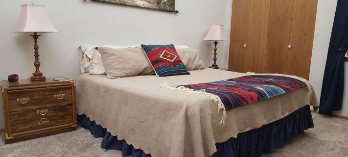 Close to the Lifts, Sleeps Up to 8, Large Deck with views of the Ski Mountain Hotels in Colfax County