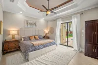Amazing Escape Home in Naples with Private Pool & Bikes by Esthetic Stays - 4-Star