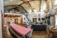 Red Barn Retreat in the Heart of Bloomington - 3-Star